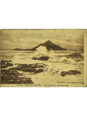 Le Val-André – Le Verdelet par grosse mer – CPA E. Hamonic n° 2496