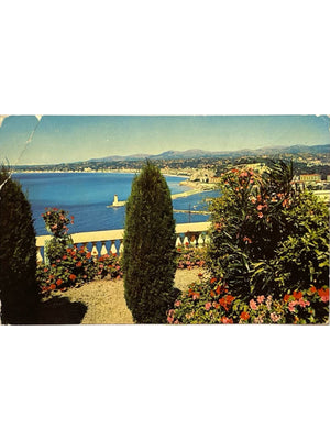 Nice – Vue générale sur la baie des Anges et jardin fleuri – CPSM n° 128