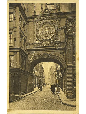 Rouen – La Grosse Horloge (1385), rue animée – CPA Yvon