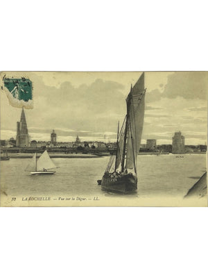 La Rochelle – Vue sur la digue et voiliers – LL n°32 – CPA 1911