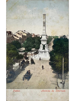 Lisbonne – Avenida da Liberdade et monument des Restauradores – CPA vers 1905