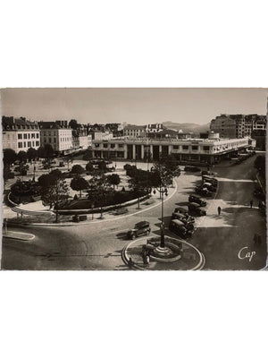 Pau – Place Georges-Clemenceau und Oldtimer – CPSM Nr. 157
