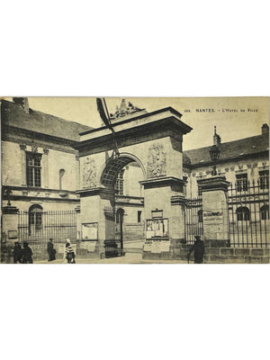Nantes – Hôtel de Ville et entrée monumentale – CPA 1915