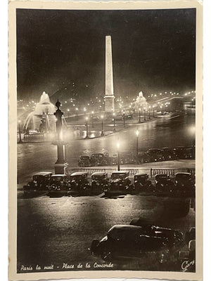 Carte postale – Paris – Place de la Concorde de nuit, obélisque et automobiles – 1951