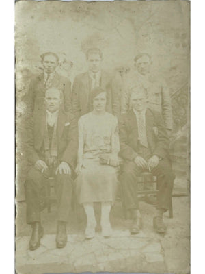 Carte photo ancienne – Portrait de groupe de six personnes – Années 1920-1930