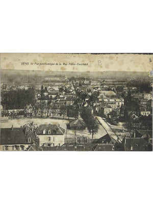 Sens (Yonne) – Vue panoramique de la rue Victor-Guichard – CPA