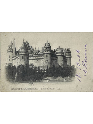 Pierrefonds – Château, côté nord-est – CPA LL. vers 1902