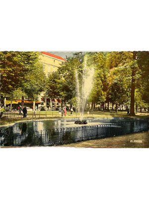Vichy – Bassin et fontaine dans les Grands Parcs – CPSM 1986