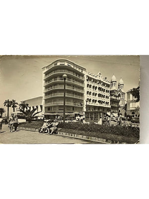 Saint-Raphaël (Var) – Un coin de la Promenade – CPSM années 1950