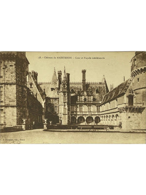Maintenon – Château, cour et façade méridionale – CPA n° 38