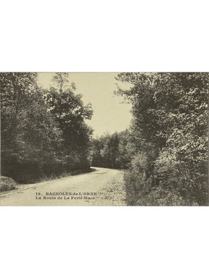 Bagnoles-de-l'Orne – Route de La Ferté-Macé – CPA n° 19