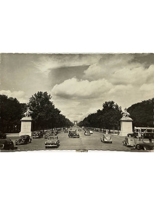 Carte postale – Paris – Avenue des Champs-Élysées et automobiles anciennes – Yvon B.3