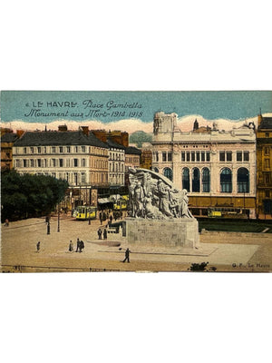 Le Havre – Place Gambetta, monument aux morts et tramways – CPA n° 6