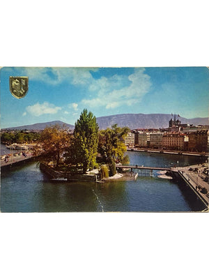 Genève – Île Jean-Jacques Rousseau et la ville – Carte postale couleur