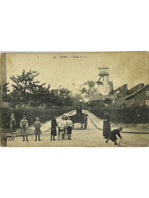 Lens – Fosse n° 12 et scène de rue – CPA E.L.D. n° 40