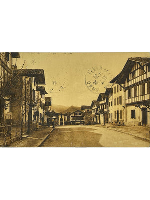 Ainhoa – Rue et maisons basques – CPA circulée en 1928