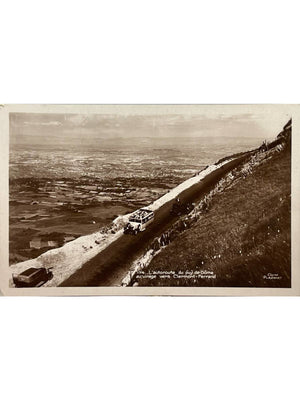 Orcines – Puy de Dôme, l'autoroute vers Clermont-Ferrand avec autocar – CPA n° 174