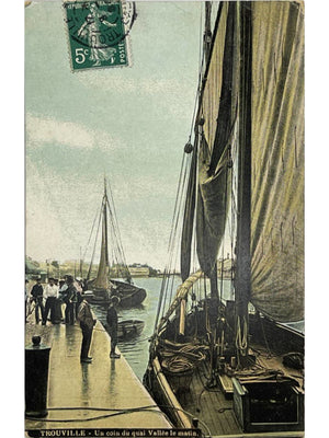 Trouville-sur-Mer – Quai Vallée le matin, port et voiliers – CPA