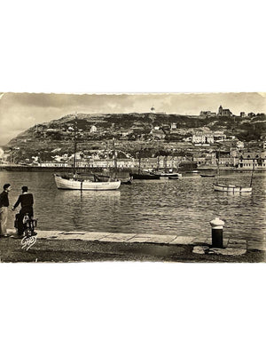 Fécamp – Quai des Pilotes et bateaux – CPA n°28