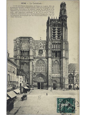 CPA Sens – Cathédrale Saint-Étienne et scène de rue – Yonne