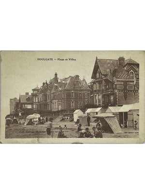 Houlgate – Plage animée, cabines et villas – CPA vers 1932
