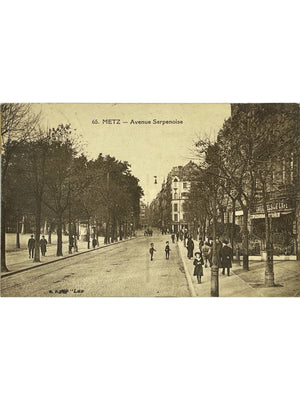 Metz – Avenue Serpenoise animée – Carte postale ancienne n°65