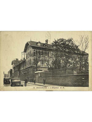 Boulogne-Billancourt – L'Hôpital, rue animée et automobiles – CPA n° 75