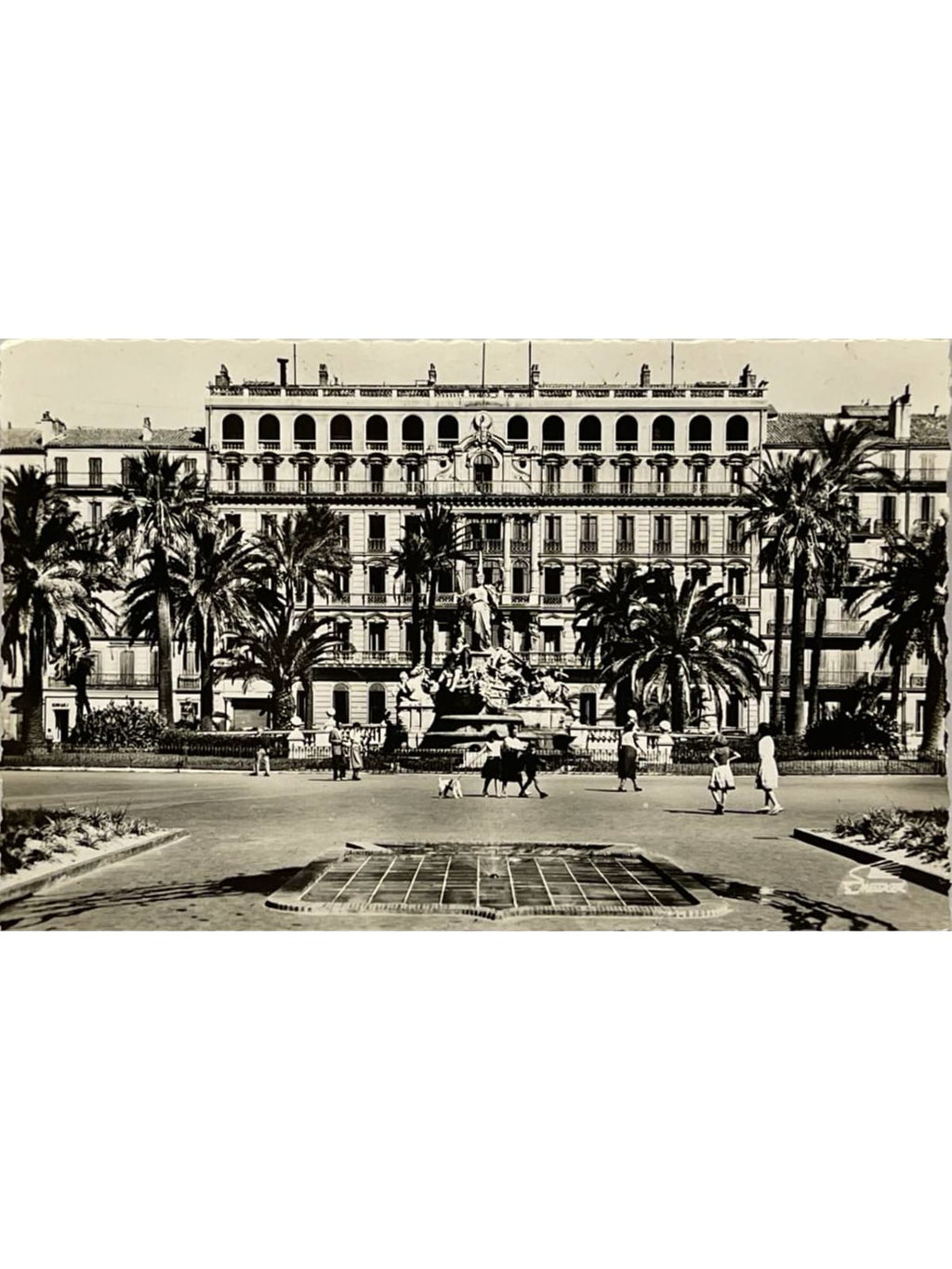 Recto de la carte postale