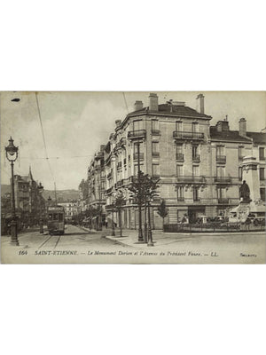 Saint-Étienne – Monument Dorian et avenue du Président-Faure avec tramway – CPA n°164
