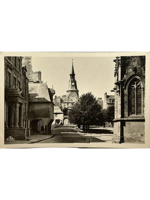 Dinan – Place Saint-Sauveur et Tour de l'Horloge – CPA C.A.P.