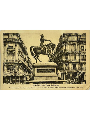 Orléans (45) – Place du Martroi et statue de Jeanne d’Arc – CPA
