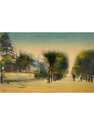 Vernon (Eure) – Avenue Gambetta animée – CPA ancienne colorisée