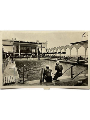Menton – Piscine du Nouveau Casino municipal et baigneurs – CPA Rella n° 612