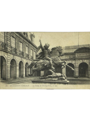 Clermont-Ferrand – Statue de Vercingétorix, place de Jaude – CPA n° 84 LL