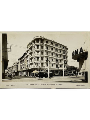 Carte postale – Casablanca – Avenue du Général d'Amade, tramway et commerces – Photo Flandrin n° 116