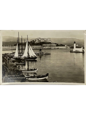 Antibes – Le Port et le Fort Carré, voiliers – CPA n° 8