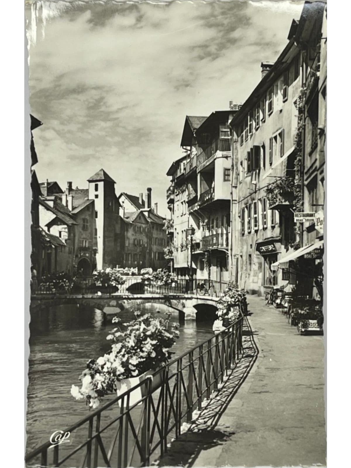 Recto de la carte postale