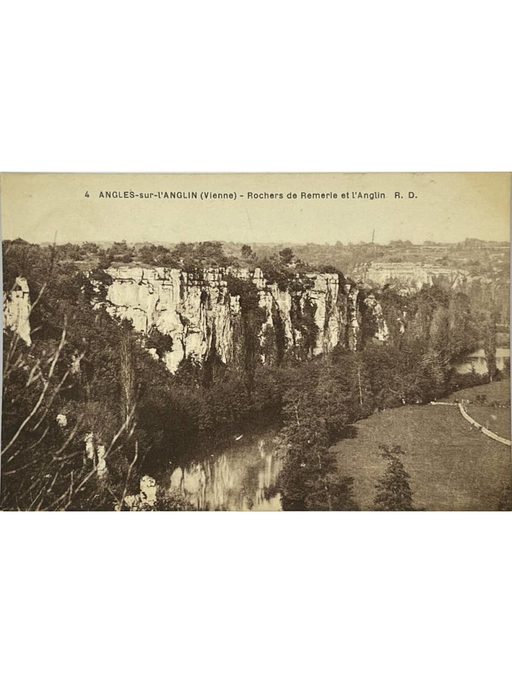 Recto de la carte postale
