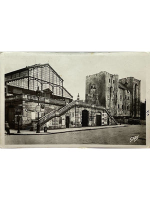 Carte postale – Niort (Deux-Sèvres) – Les Halles et le Donjon – Éditions Gaby