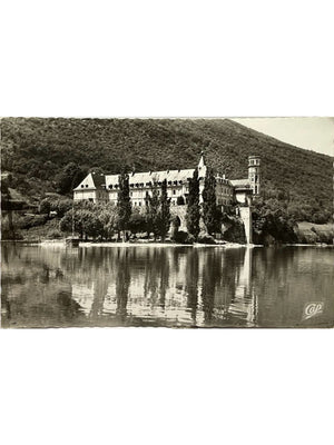 Abbaye d'Hautecombe au bord du lac du Bourget – Savoie – CPSM