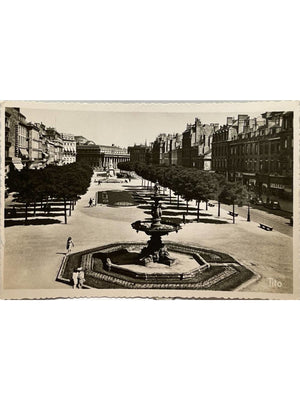Bordeaux – Les Allées de Tourny et la fontaine – CPSM années 1950