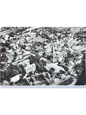 Givry (Saône-et-Loire) – Vue aérienne sur l'église – CPSM