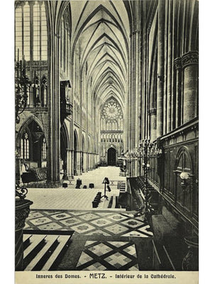 Metz – Intérieur de la cathédrale Saint-Étienne – CPA no 144