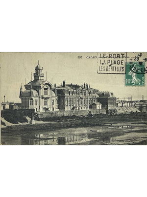 Calais – Le Casino près des talus – CPA Lévy n° 207