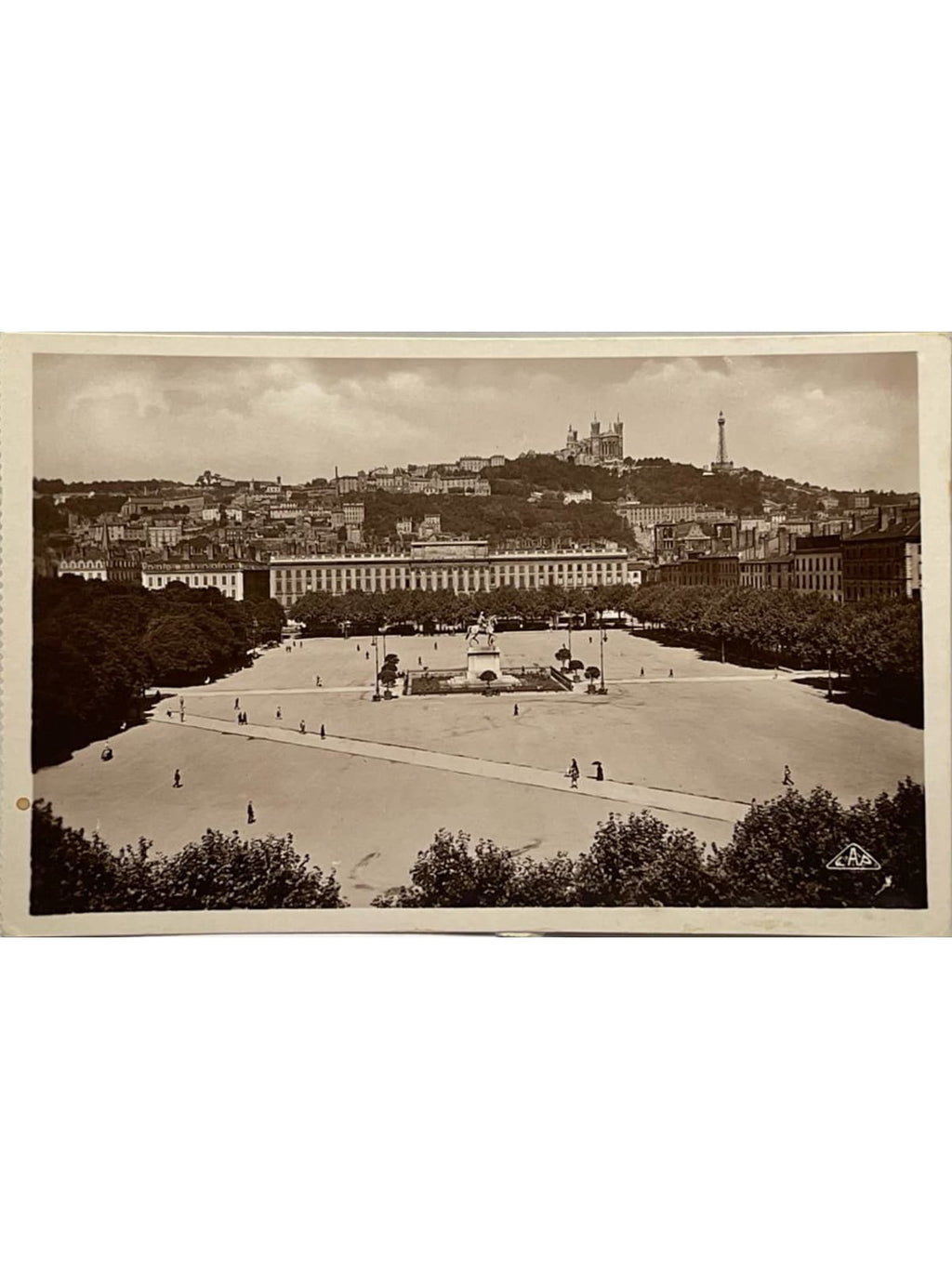 Recto de la carte postale