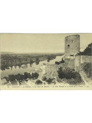 Chinon – Château, Tour du Moulin et vallée de la Vienne – CPA n° 11 LL