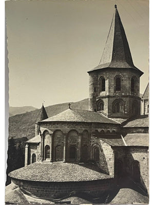 Conques (Aveyron) – Clocher et abside de l'abbatiale Sainte-Foy – CPA photo