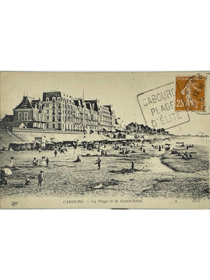 Cabourg – La plage et le Grand-Hôtel – CPA n° 209 ND Phot.