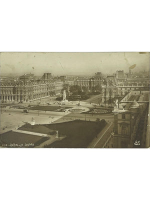 Paris – Le Louvre et la place du Carrousel – CPA n° 202, 1928