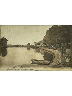 Sens (Yonne) – Quai de l'Abattoir et barque – CPA n° 97